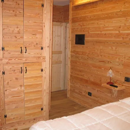 Le Riue 住宿加早餐酒店 阿帕里卡